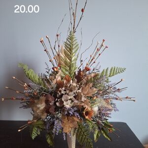 Elegant Floral Arrangement with Green and Brown Accents
